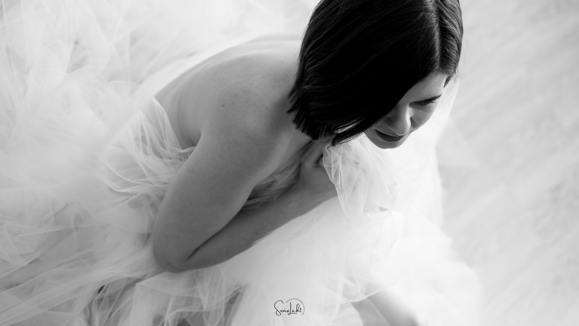 boudoir, boudoir erfahrungen, boudoirshooting, boudoirfotografie, frauen, boudoirfotografin, selbstbewusstsein stärken, sensilicht, blog