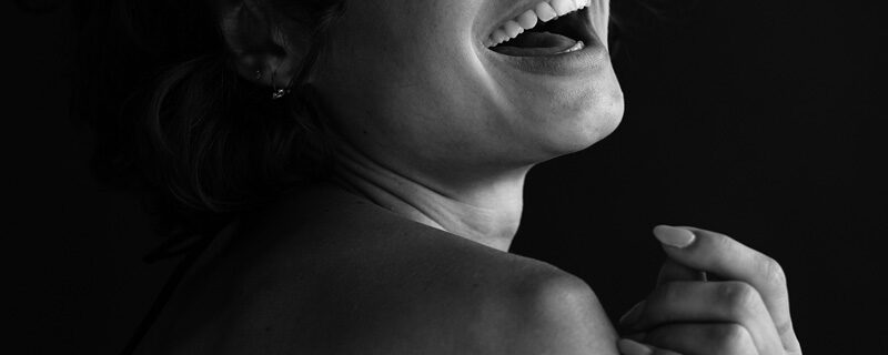 boudorshooting-niedersachsen-boudoirfotografie-sensualshooting-sensilicht-SensiLicht-selbstwert-frauenfotografie-luxus-hannover