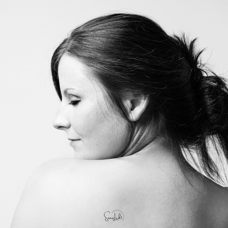 sensualshooting-sinnliche fotografie-region hannover-sinnliches-fotoshooting-boudoir-boudoirshooting-boudoir-fotografie-sensual-boudoir-hannover-region-hannover-sensilicht