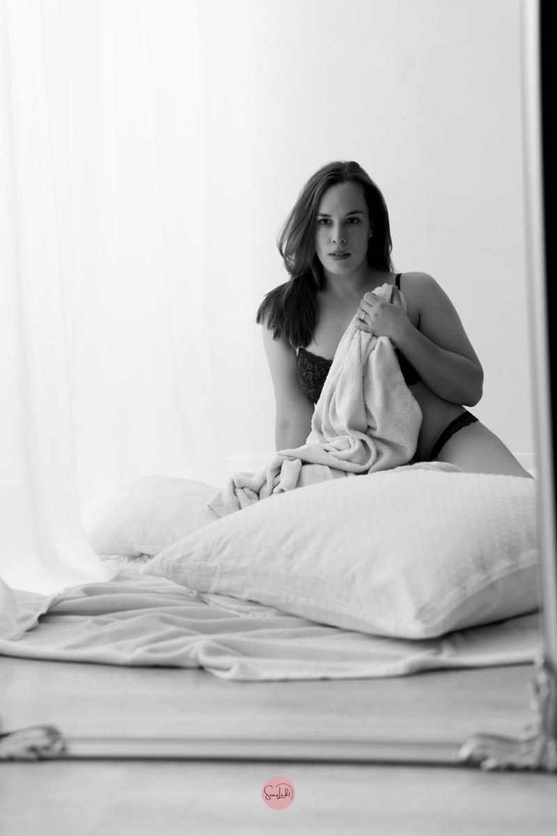 boudoirshooting hannover-sensualshooting-sensilicht-SensiLicht-boudoirfotografin-region hannover-niedersachsen-dessoushooting