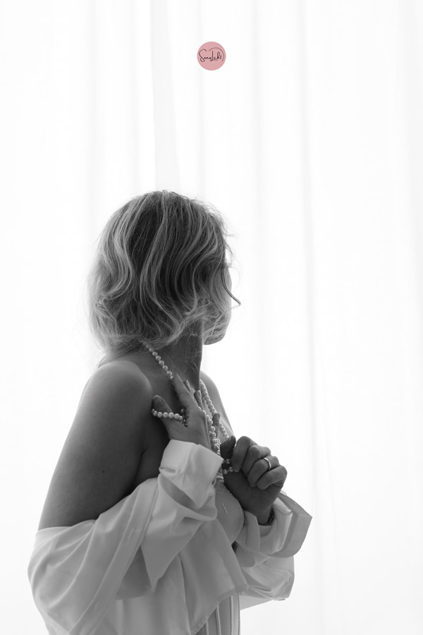 boudoirshooting-seriöse boudoirfotografie-sicheres boudoir-boudoir-professionell-sicher-seriös-boudoirfotografin-sensilicht-niedersachsen