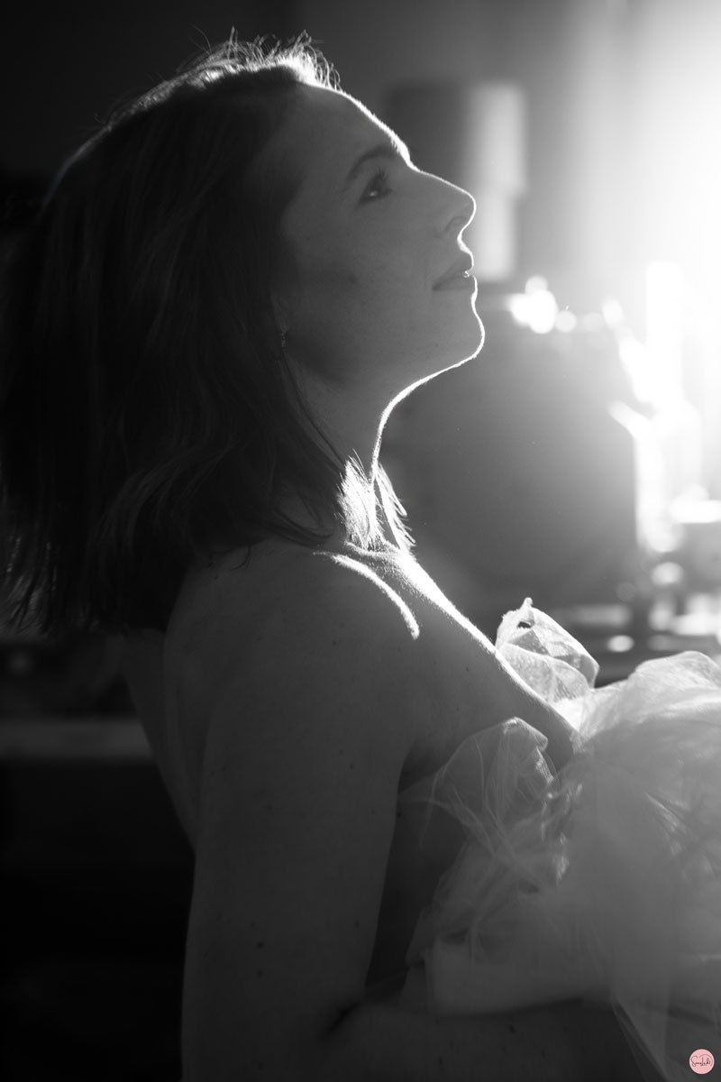 boudoirshooting-hannover-seelze-sensualshooting-sensilicht-special-lost place-dessousshooting-portraifotografie-boudoirfotoshooting-fotoshooting-sensual