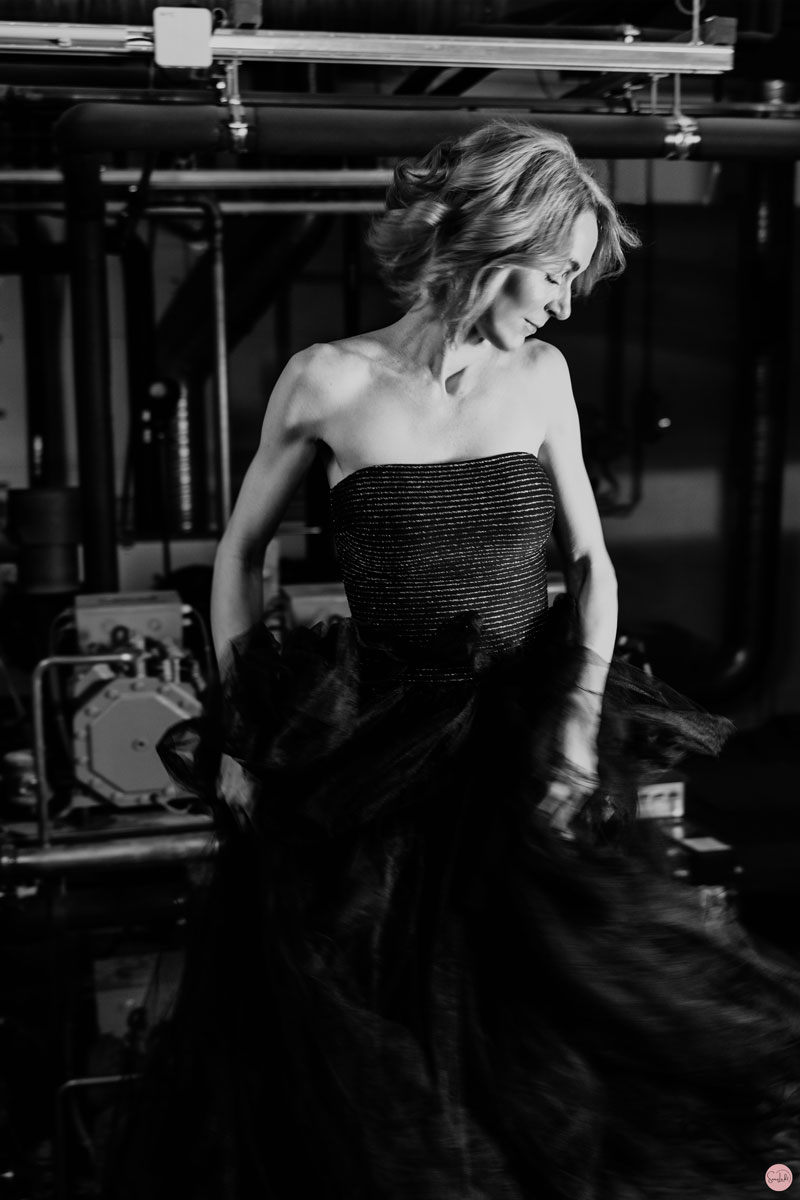 sinnliche fotografie-boudoir-boudoirshooting-hannover-seelze-sensualshooting-sensilicht-special-angebot-dessousshooting-portraifotografie-boudoirfotoshooting-fotoshooting-region hannover-sensual-lingerie