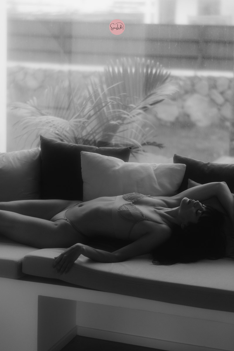 Boudoir-boudoirfotografie-sensualshooting-editorial-sensilicht-SensiLicht-transformation-frauen-veränderung-selbstwert-ikone