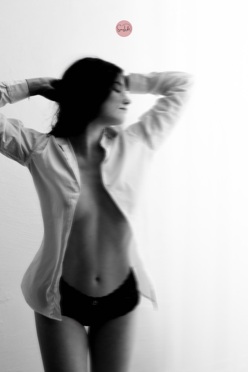 Boudoir-boudoirfotografie-sensualshooting-editorial-sensilicht-SensiLicht-transformation-frauen-veränderung-selbstwert-selbstbewusstsein-ikone