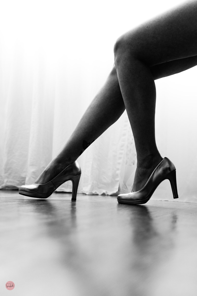 Boudoir-Shooting; Posing-Angst; High Heels; Gegenlicht; Sinnliche Fotos; SensiLicht; Hannover